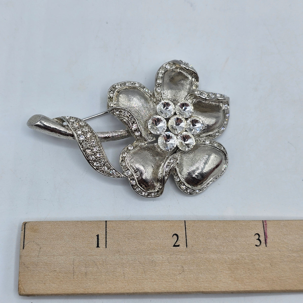 Silver Tone Flower Pin Brooch with Diamond Crystals
