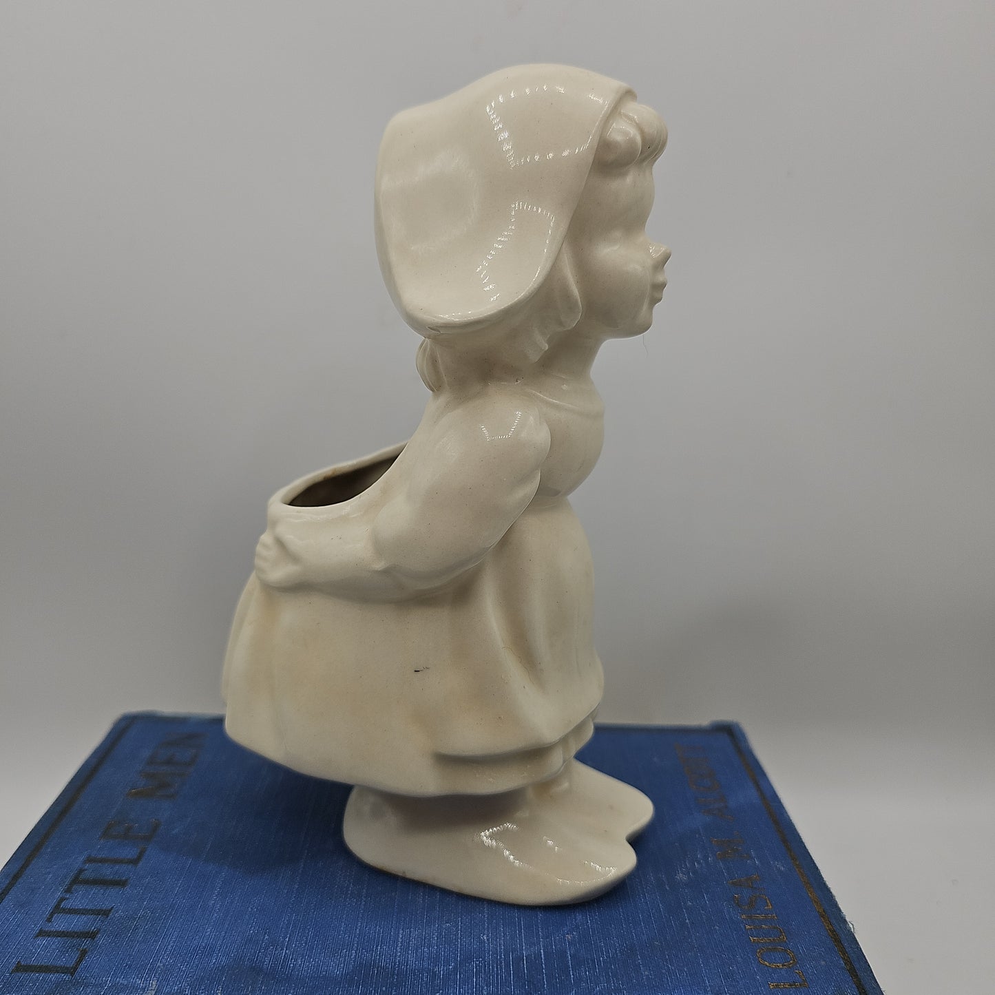 Vintage Ceramic Dutch Girl Wall Pocket Vase or Planter 7" Tall