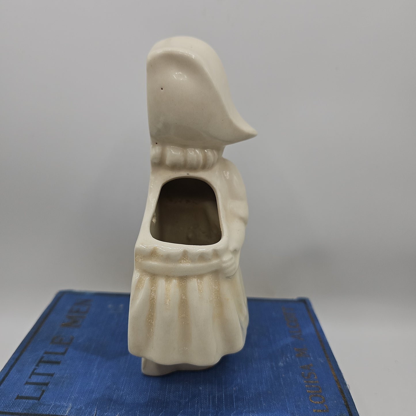 Vintage Ceramic Dutch Girl Wall Pocket Vase or Planter 7" Tall