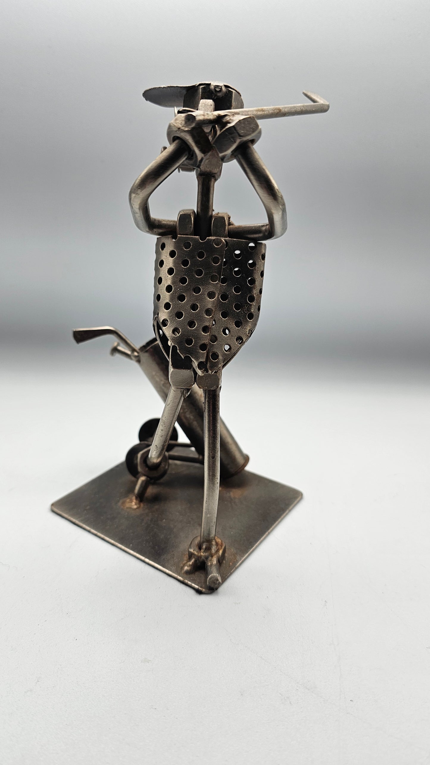 Vintage Metal Art Nut and Bolt Golfer