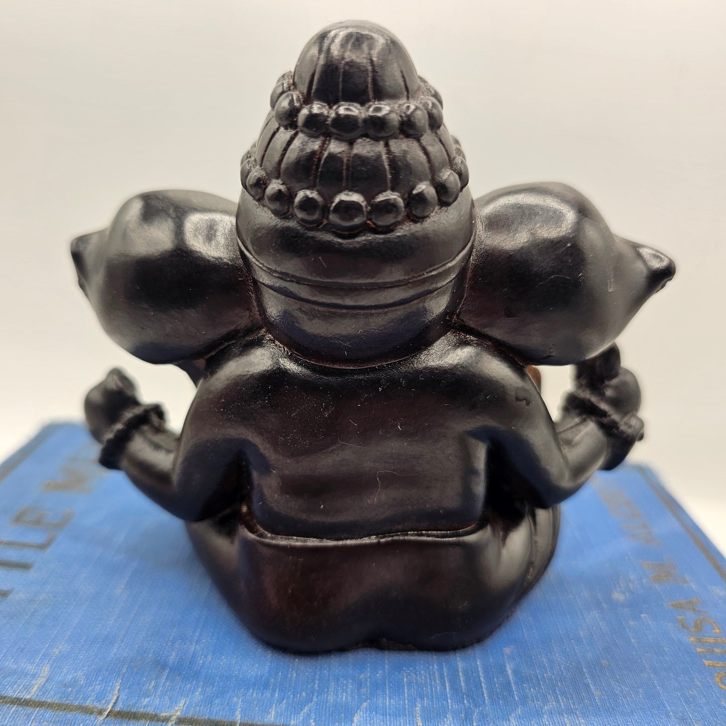 Hindu Ganesha God of Wealth and Prosperity Figurine