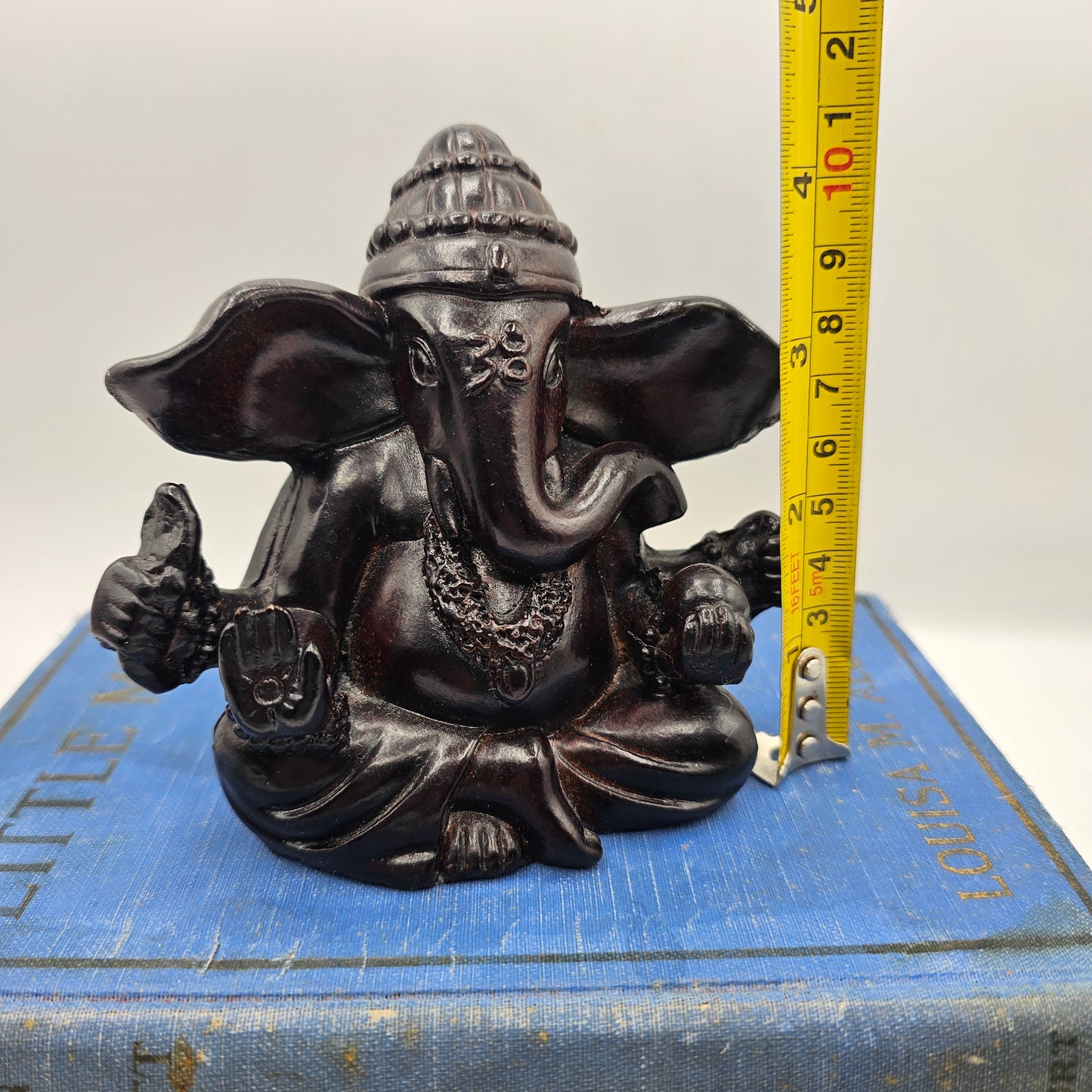 Hindu Ganesha God of Wealth and Prosperity Figurine