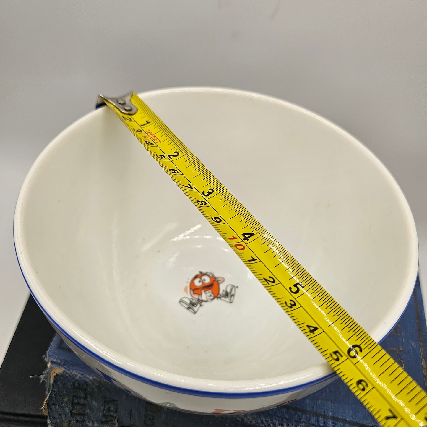 M&M's Laughing It Up in Las Vegas Ceramic Bowl. Limited Edition from Y2K, the Year 2000