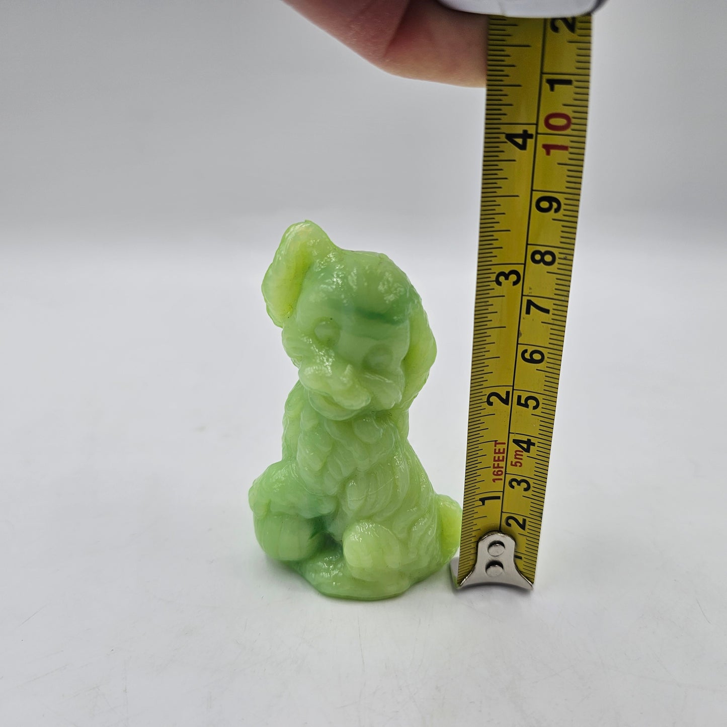 Vintage Boyd UV Art Glass "Skippy" Dog Figurine (glows)
