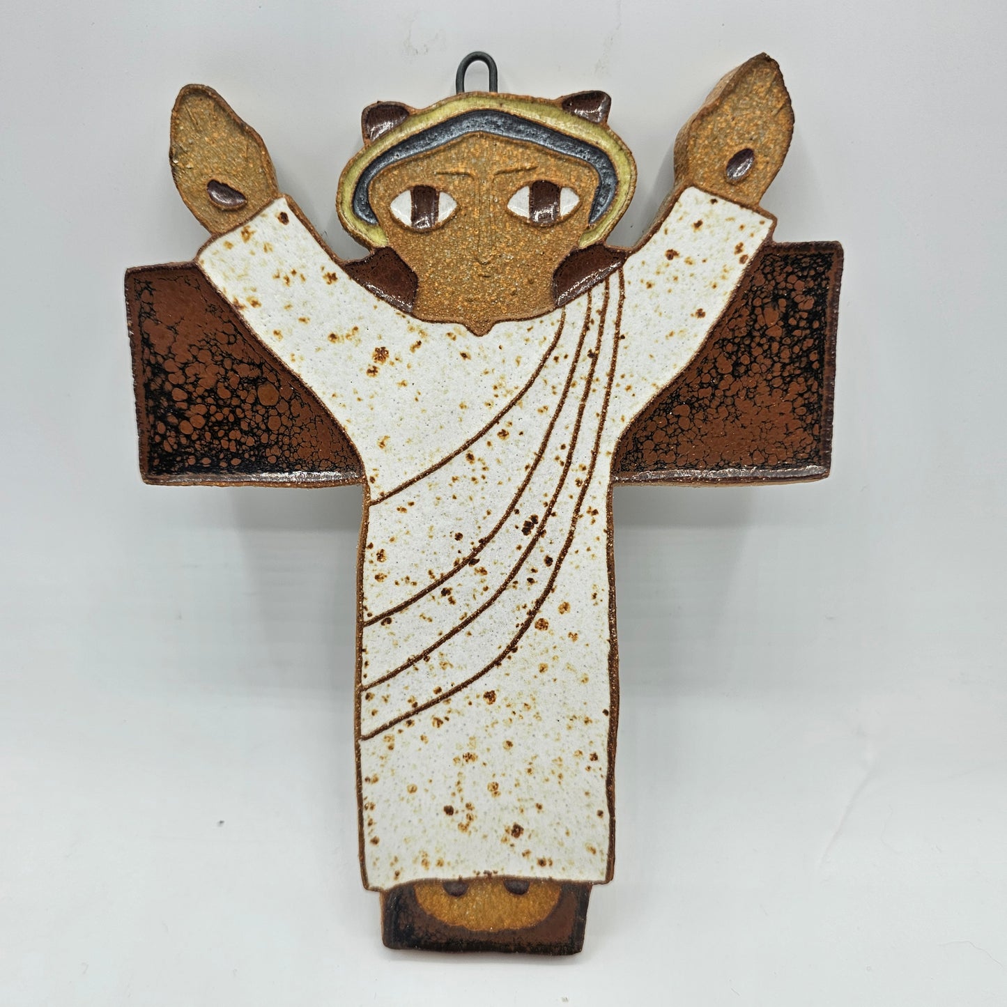 St Andrew's Abbey "Risen Christ" Artisan Pottery Wall Hanging - 7"