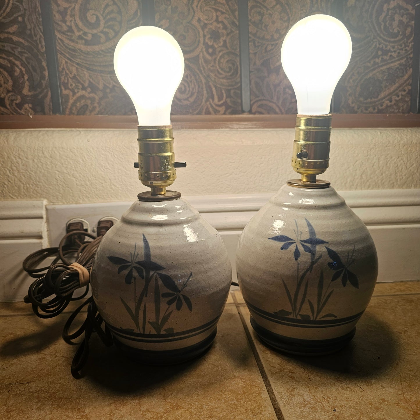 Glazed Pottery Table Lamp with Iris Flower Design - #2