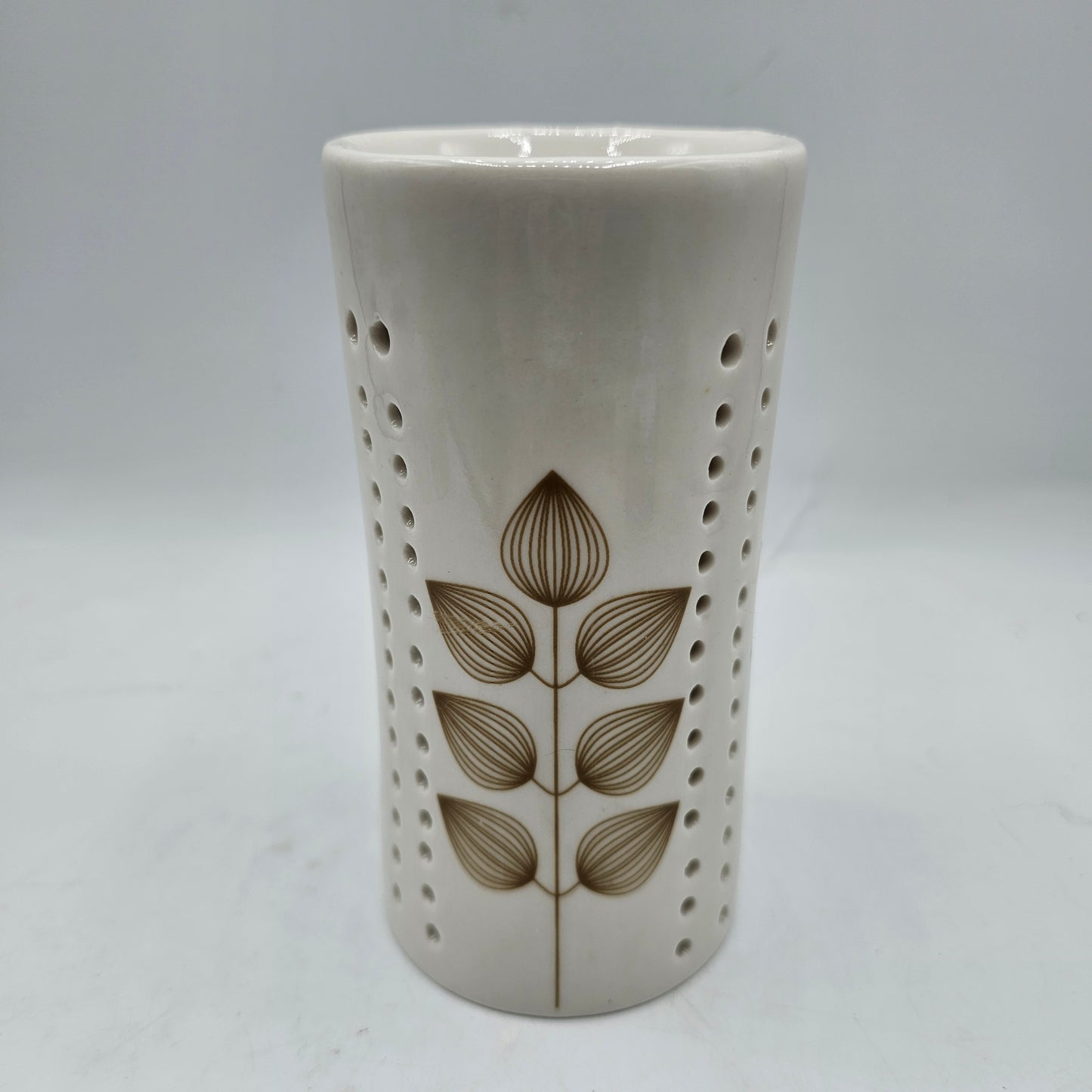 Ceramic Wax Warmer with Mid Century Modern Leaf Design