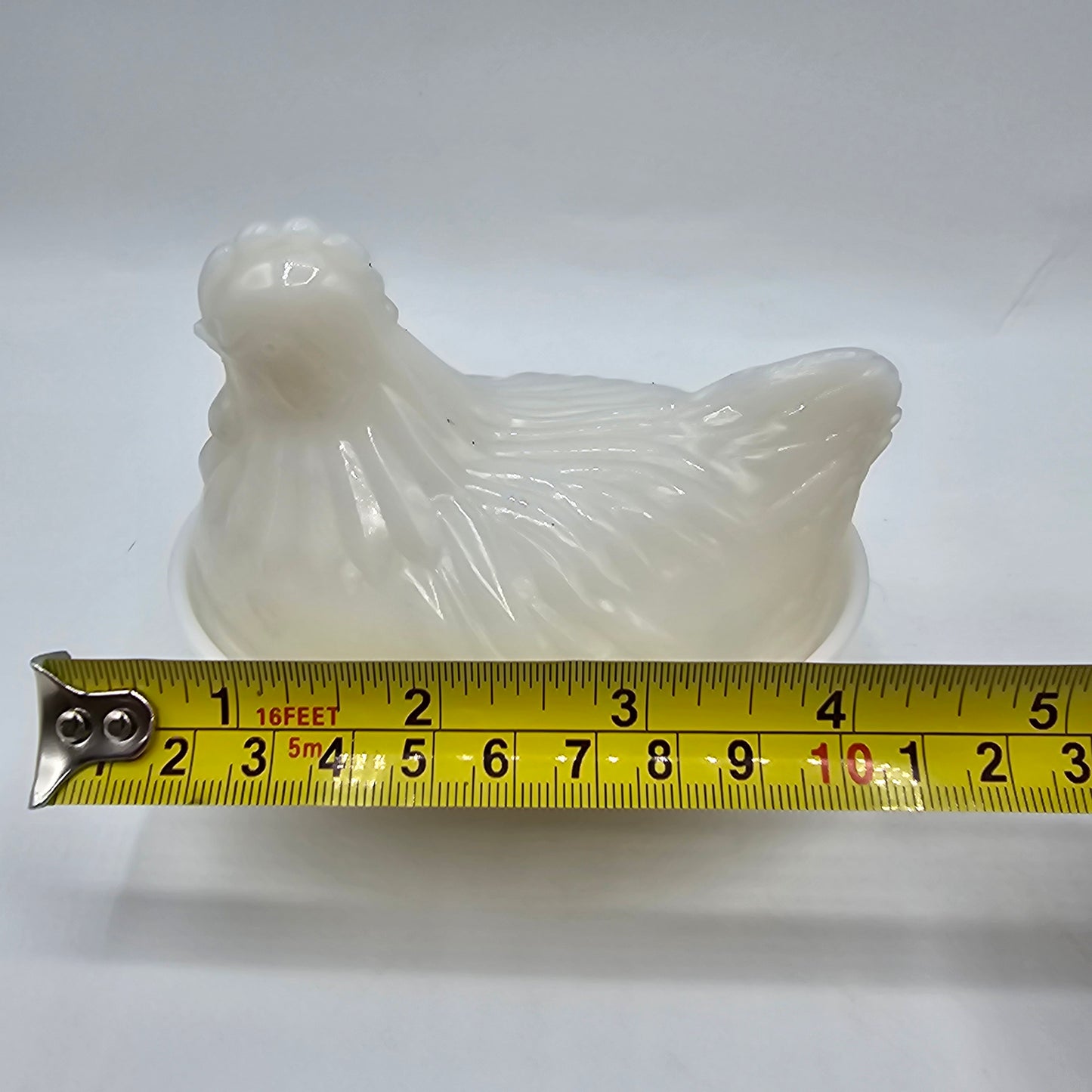 Vintage Milk Glass Chicken on a Nest: Note Damage to Beak