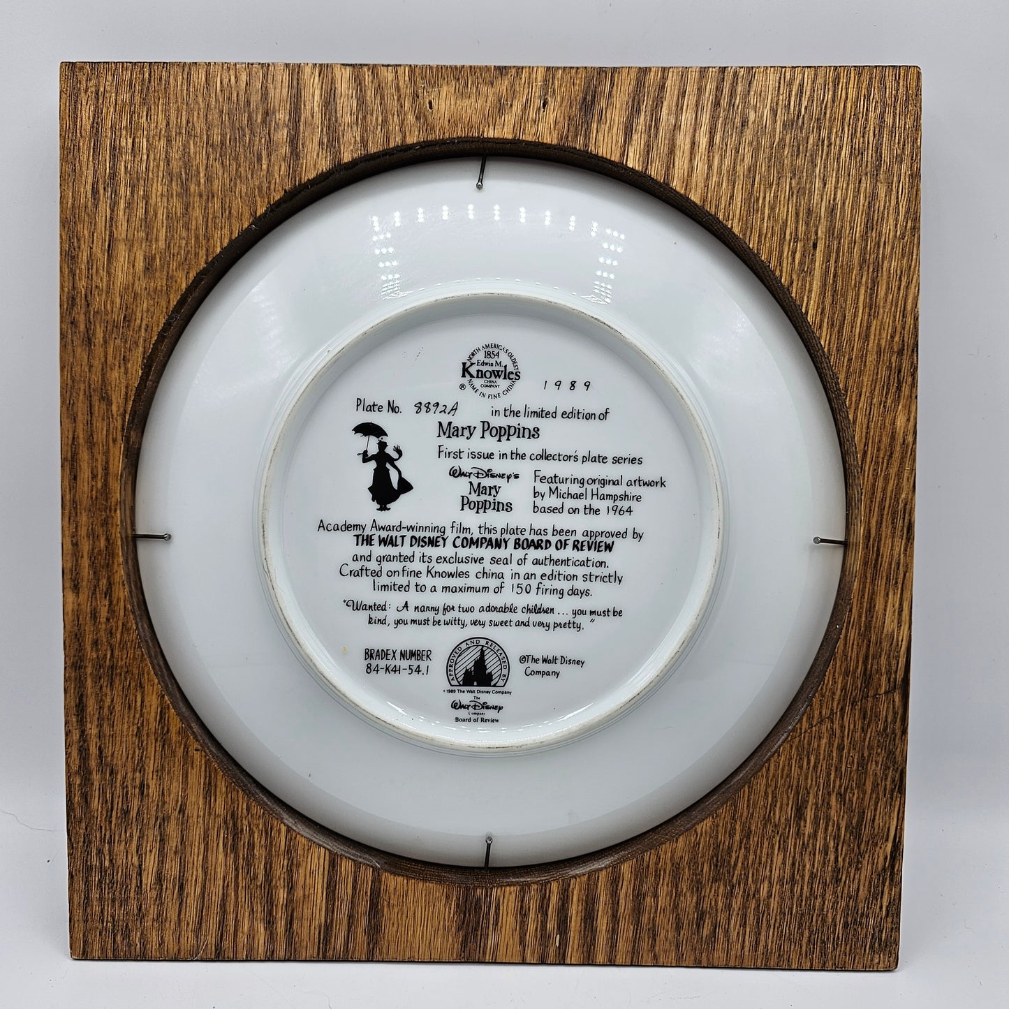 Julie Andrews as Mary Poppins Collector Plate in Square Wooden Plate Frame 9.5" x 10.5"
