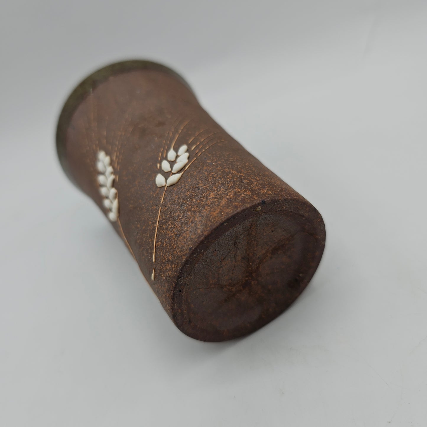 Artisan Pottery Brown Juice Cup / Vase with White Wheat Stems