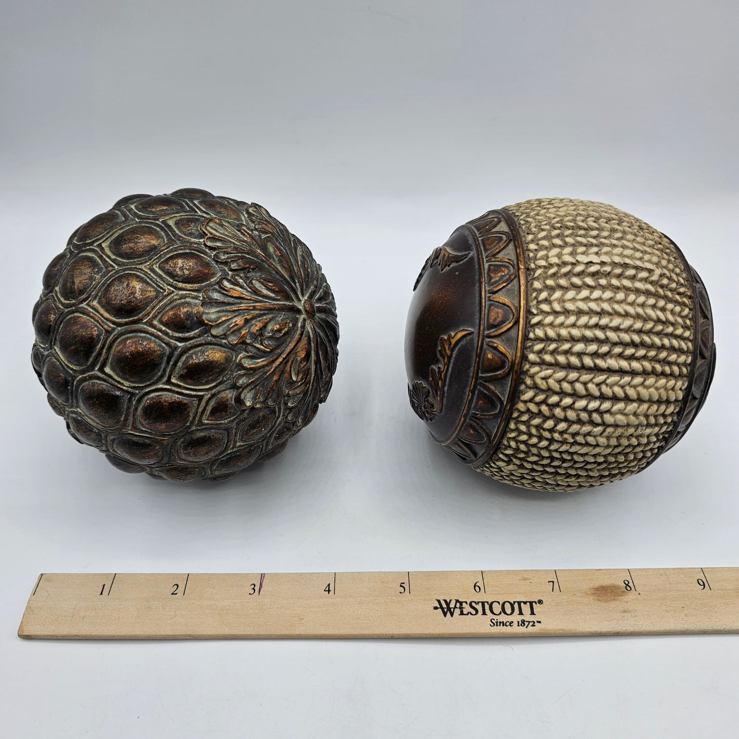 2 Intricately Patterned Decorative Brass Balls / 4" Orbs