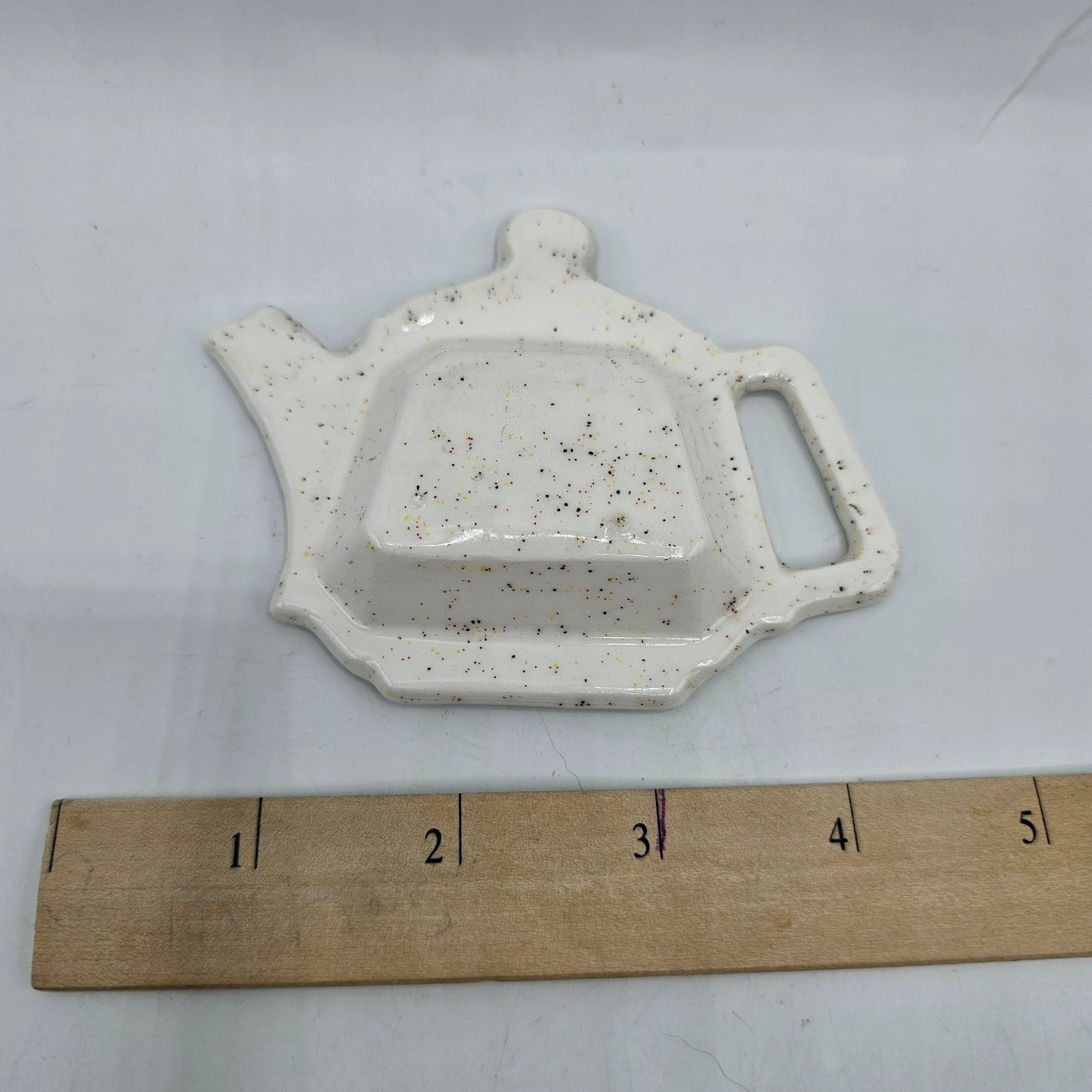 Ceramic Teapot Shaped Spoon Rest / Tea Bag Holder with Transferware Dogwood Flower - Speckled Finish