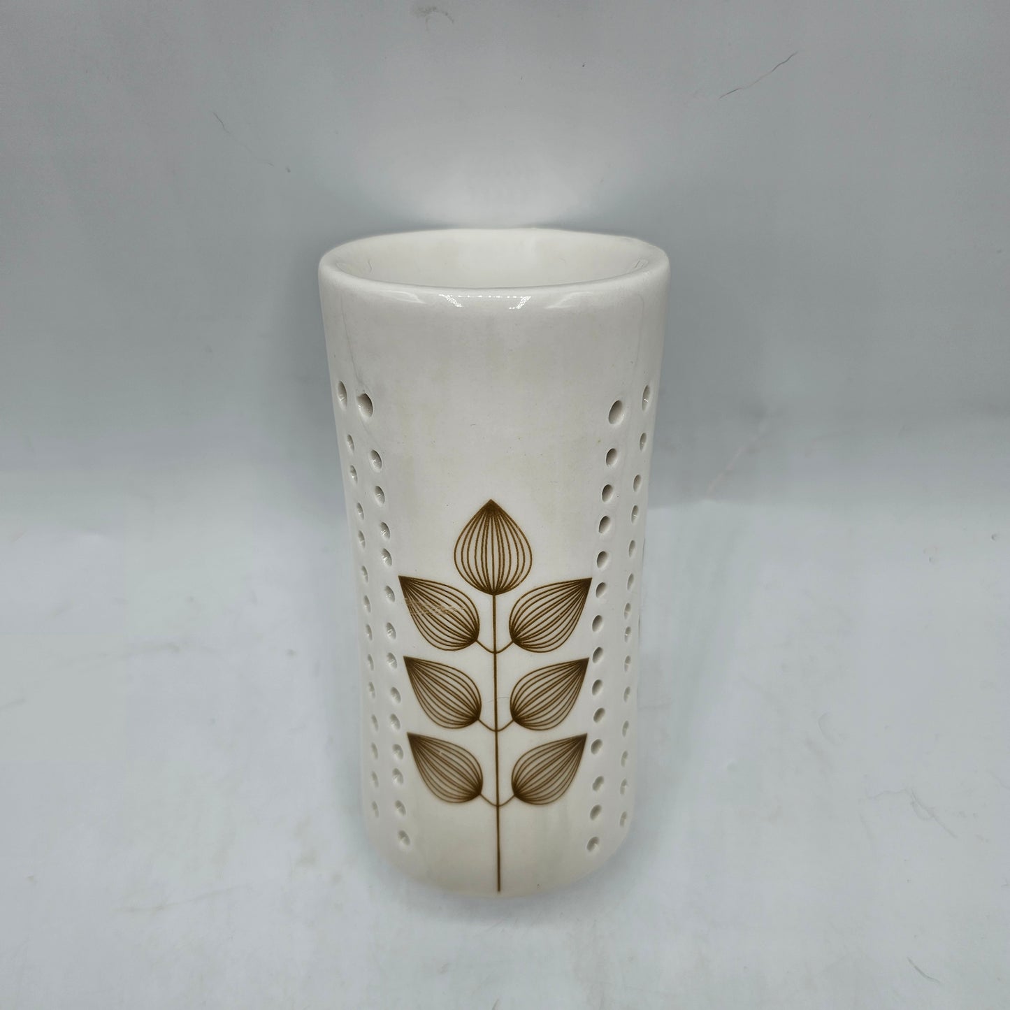 Ceramic Wax Warmer with Mid Century Modern Leaf Design