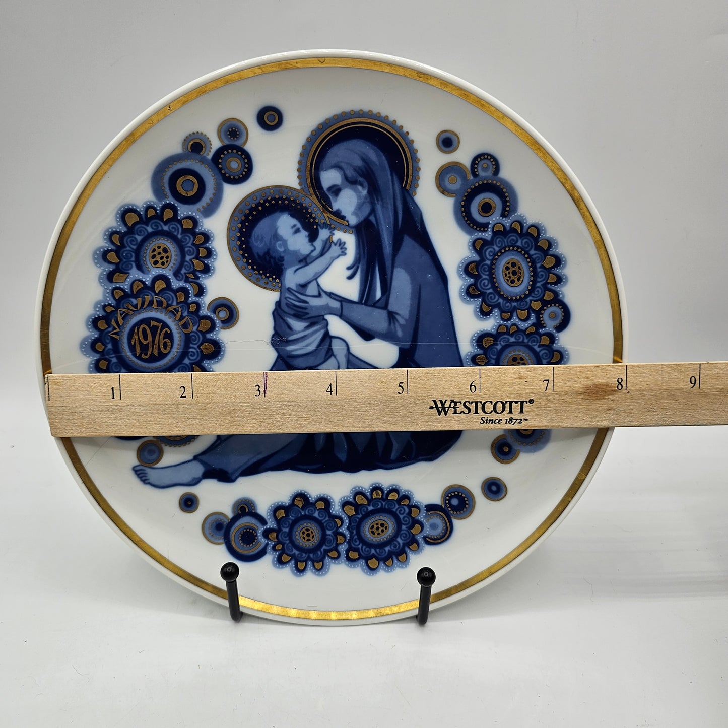 Santa Clara Porcelain Christmas Collector's plate 1976 - Made in Spain