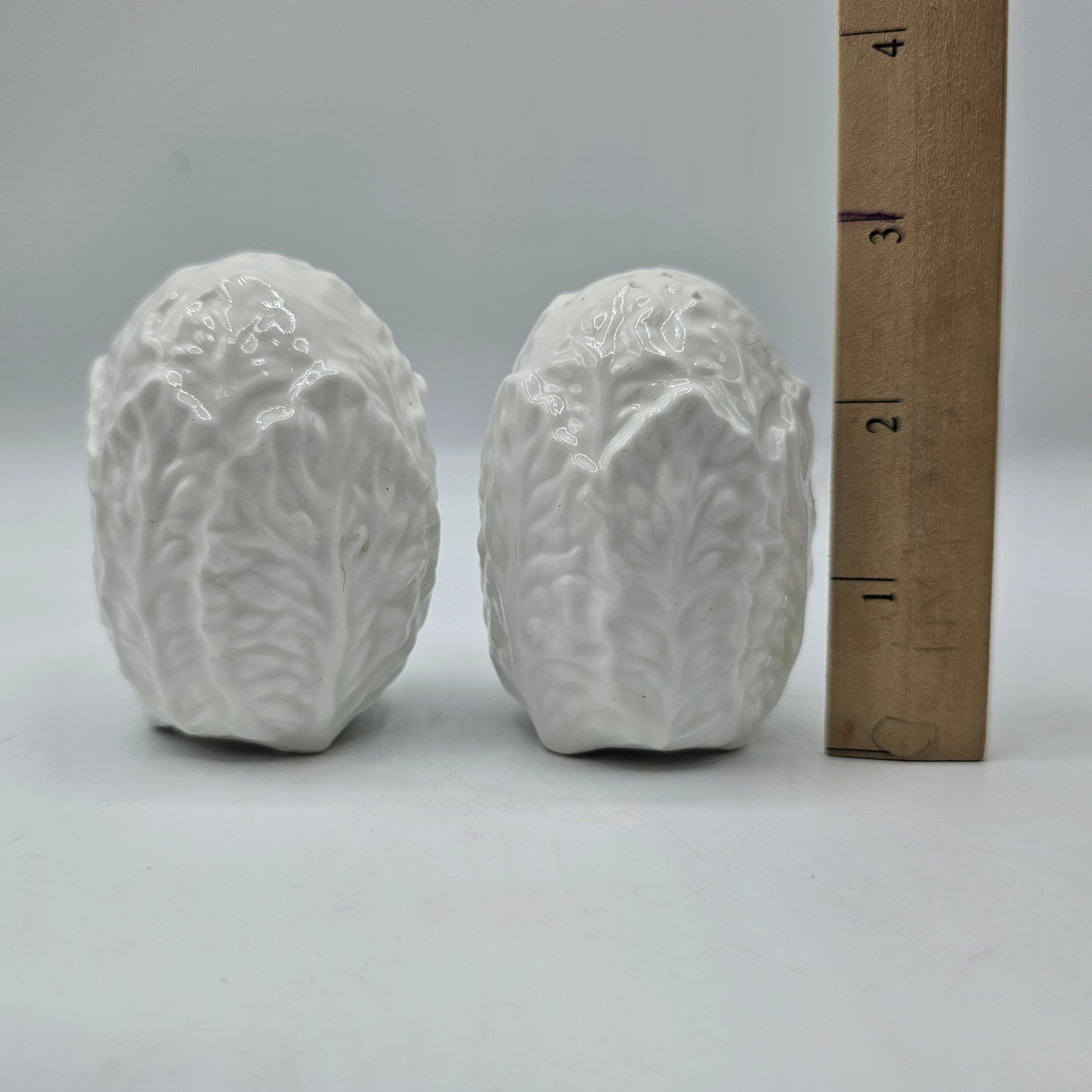 Coalport Countryware White Cabbage Salt and Pepper Shakers Bone China Made In England