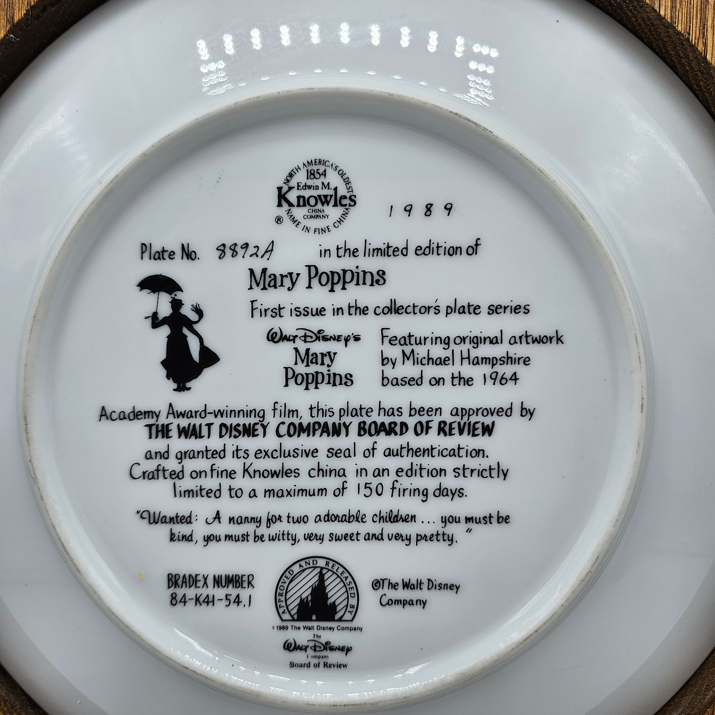 Julie Andrews as Mary Poppins Collector Plate in Square Wooden Plate Frame 9.5" x 10.5"