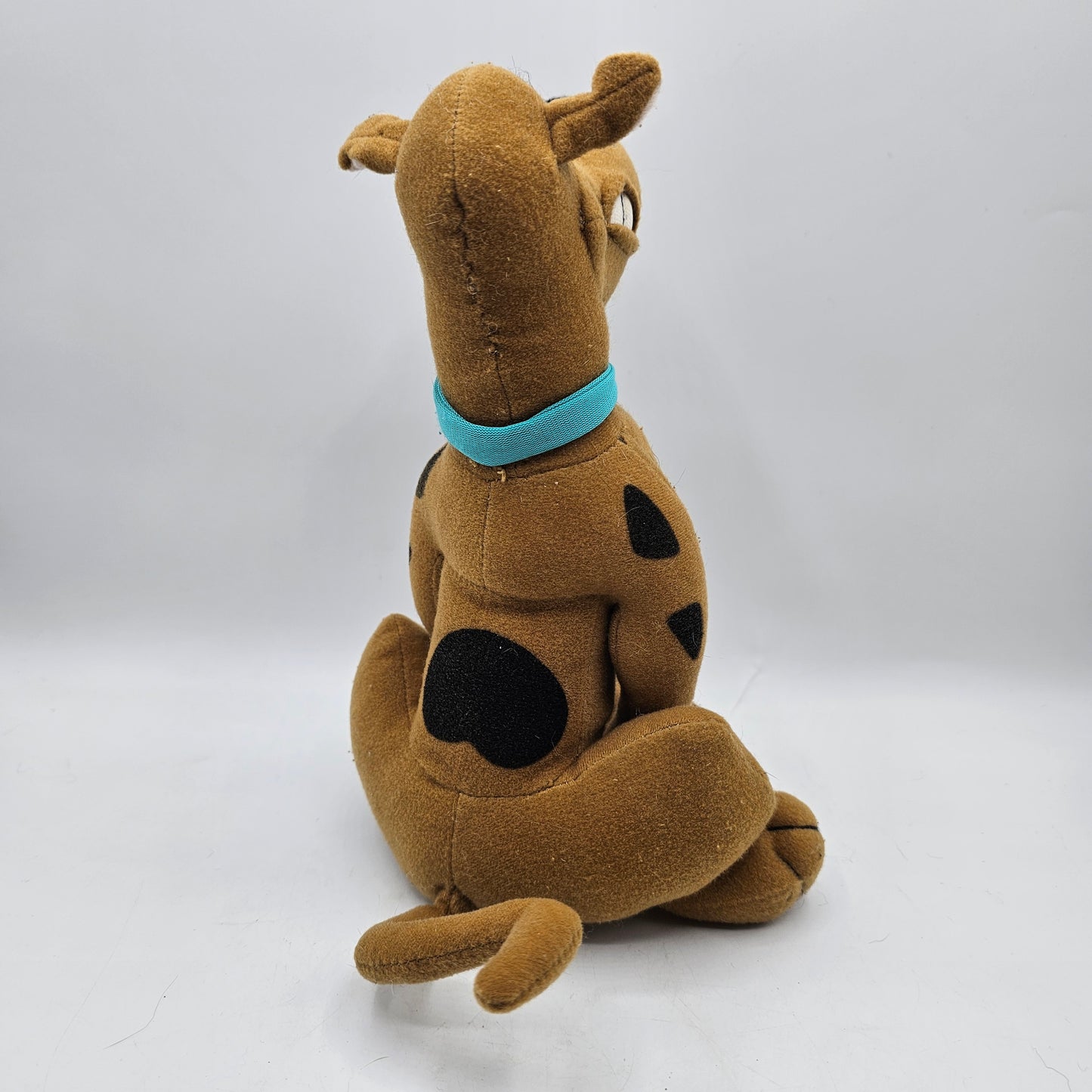 Vintage Sitting Scooby Doo Plush Doll 9" by Toy Network