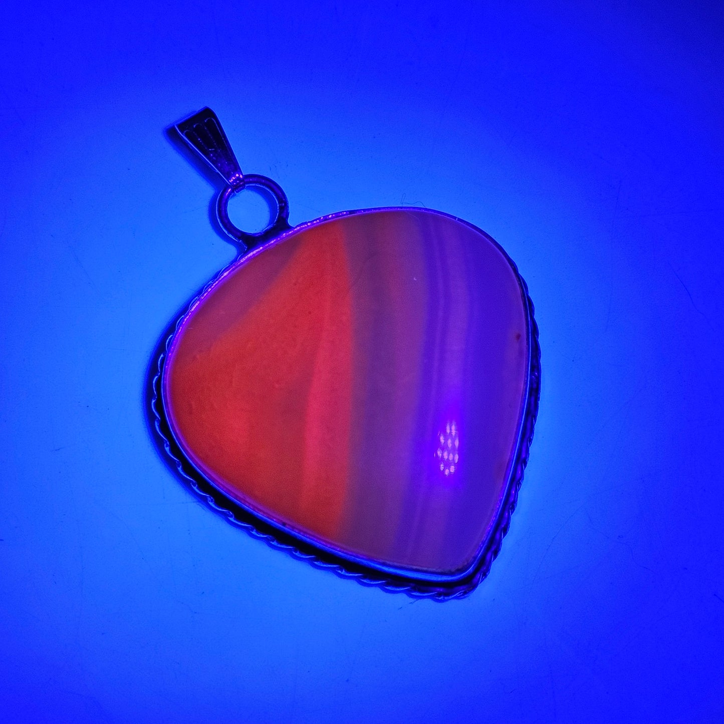 UV Reactive Banded Pink Onyx Stone Teardrop Pendant