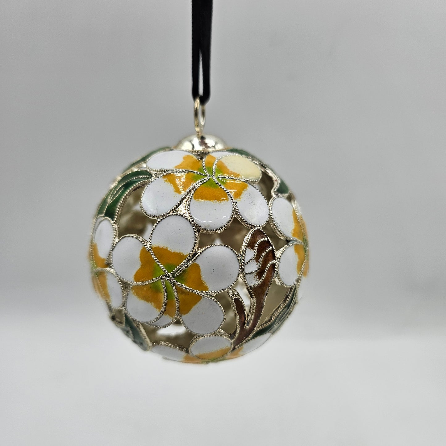 Cloisonne Enamel On Metal Flower Christmas Ball Ornament