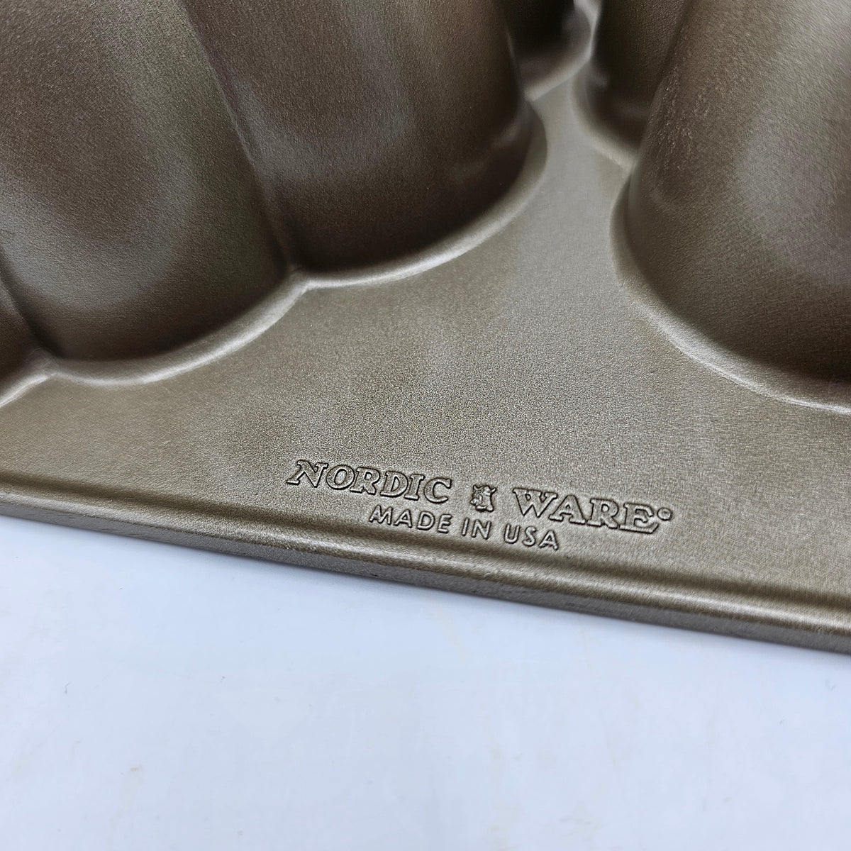 Nordic Ware The Great Pumpkin Pan Cake Mold