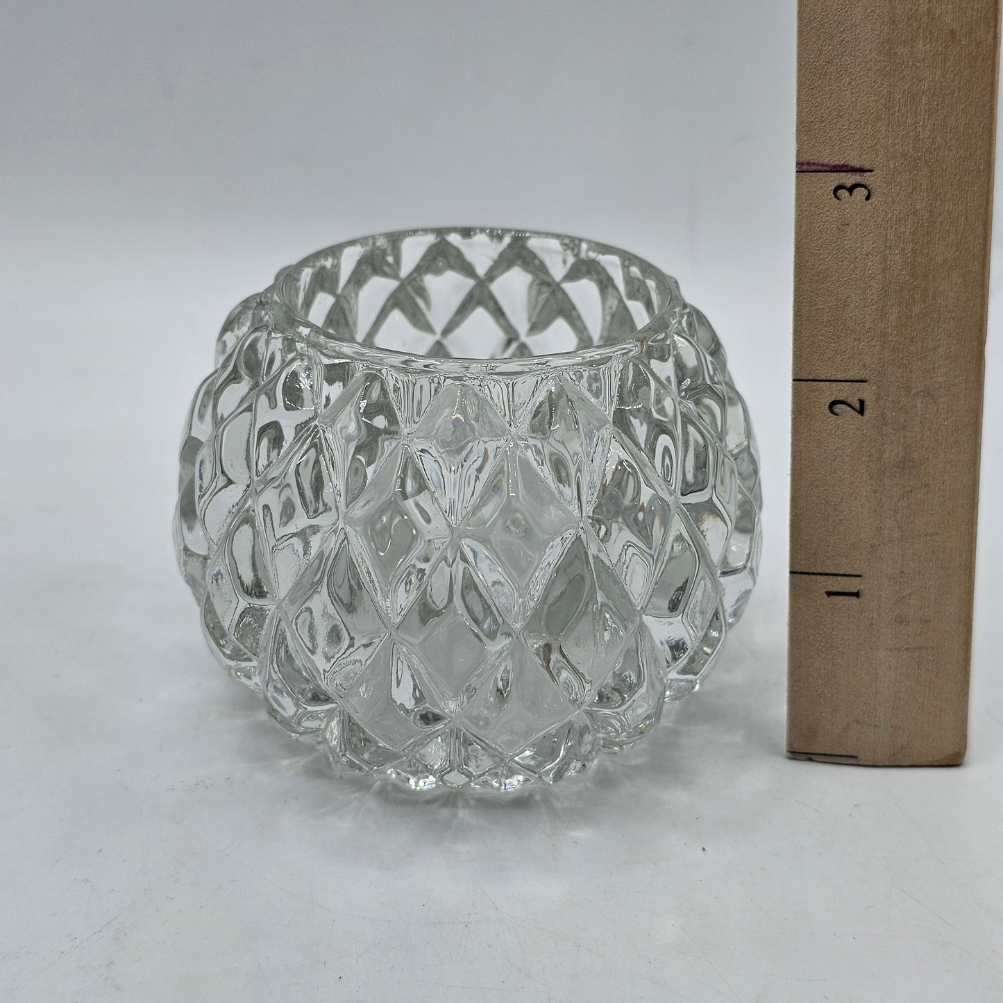 Partylite Diamond Pattern Tealight or Votive Candle Holder