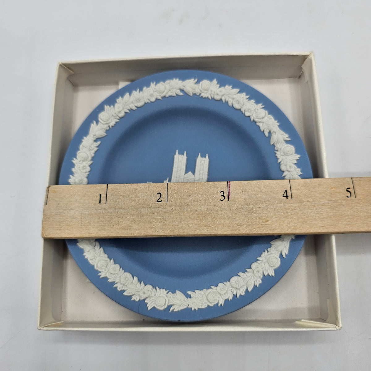 Wedgwood Blue Jasperware Round Trinket or Pin Tray in Original Box - Westminster Abbey