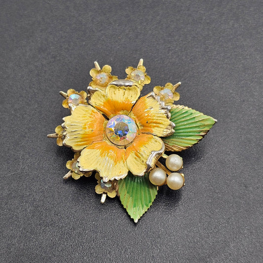 Vintage Coro Floral Brooch Pin with Enamelling and Faux Pearls