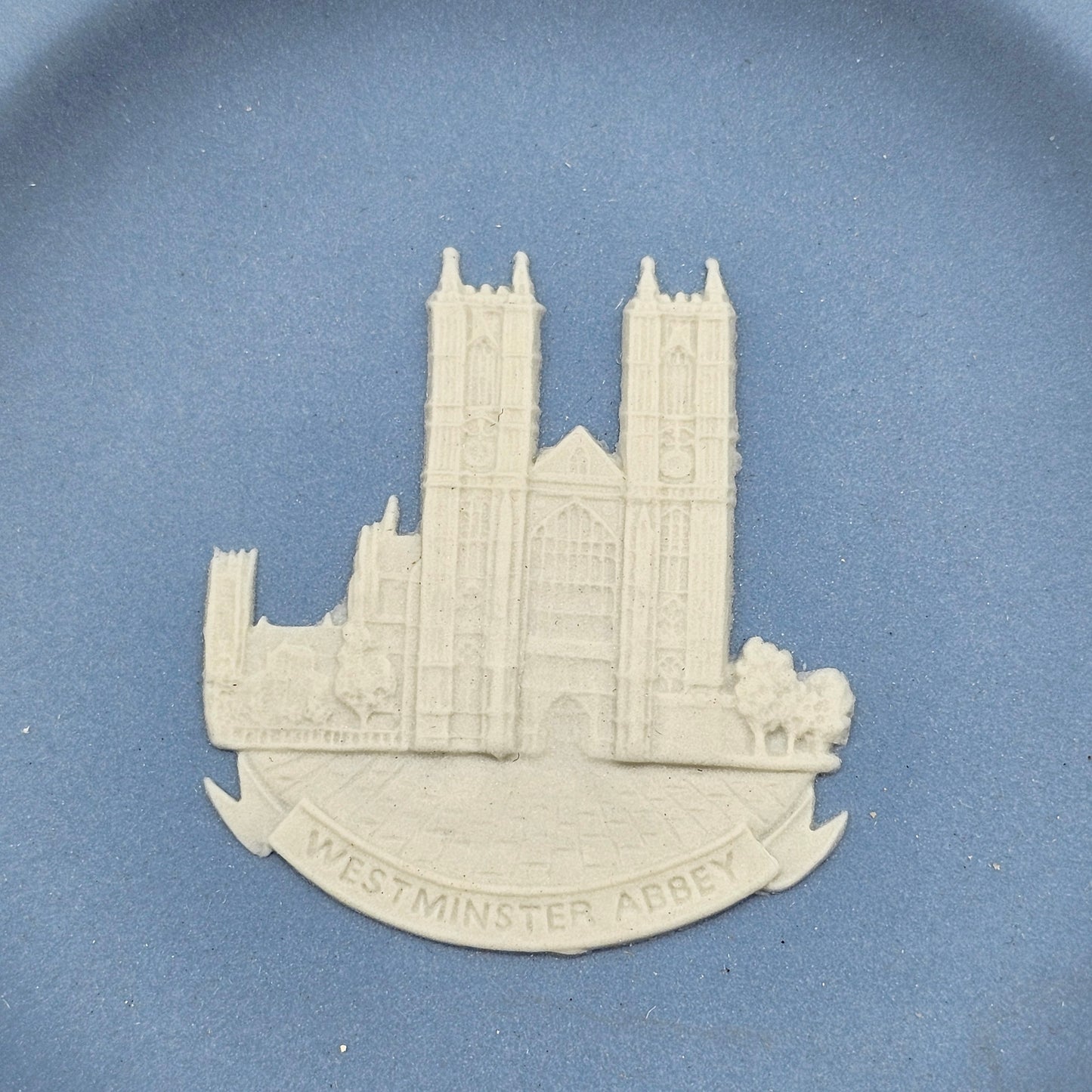 Wedgwood Blue Jasperware Round Trinket or Pin Tray in Original Box - Westminster Abbey