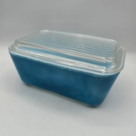 Vintage Pyrex Blue Glass Refrigerator Dish / Fridgie