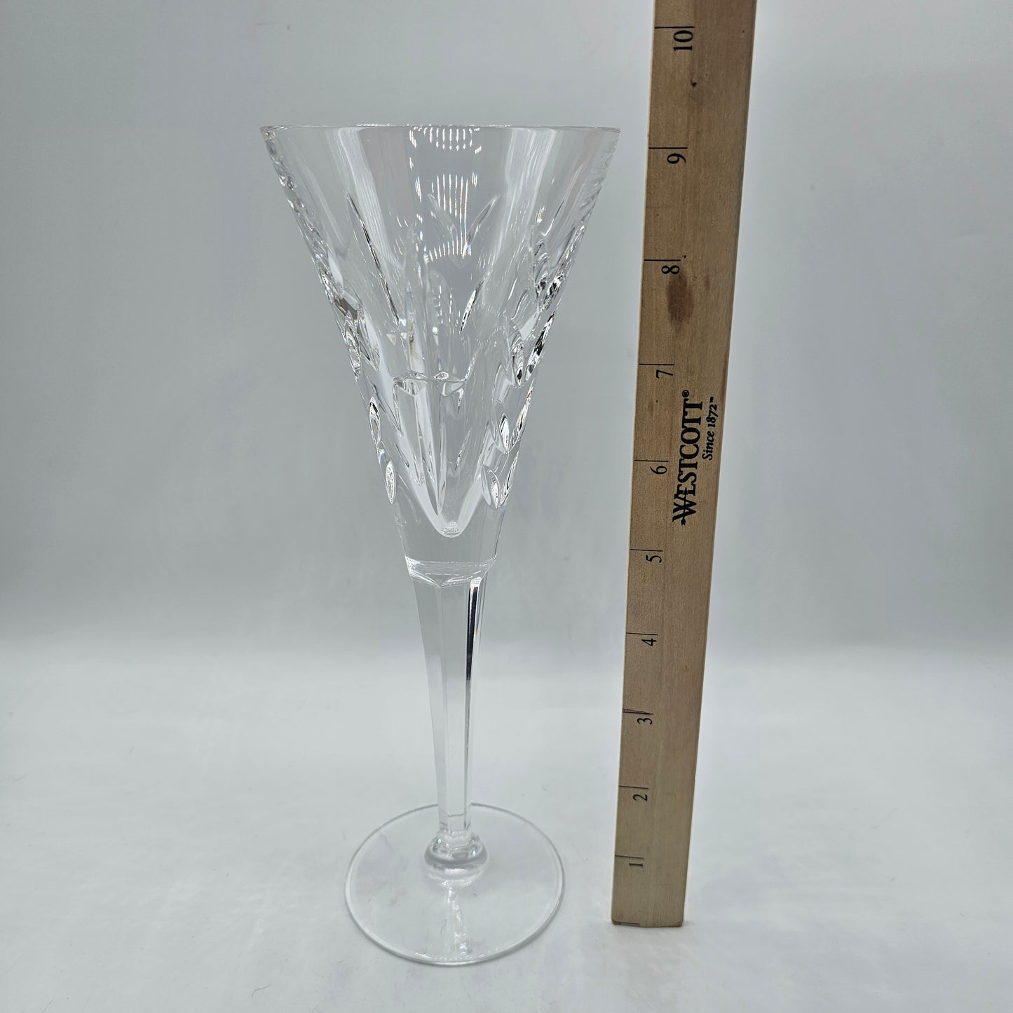 Waterford Crystal Champagne Flute America's Heritage Collection "Lincoln" 9-1/4" - Etched Signature (perfect condition)