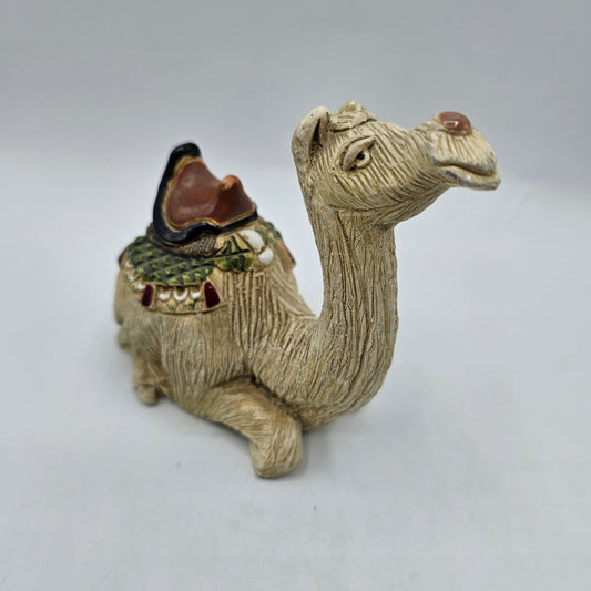 Artesania Rinconada Camel Figurine - Tan