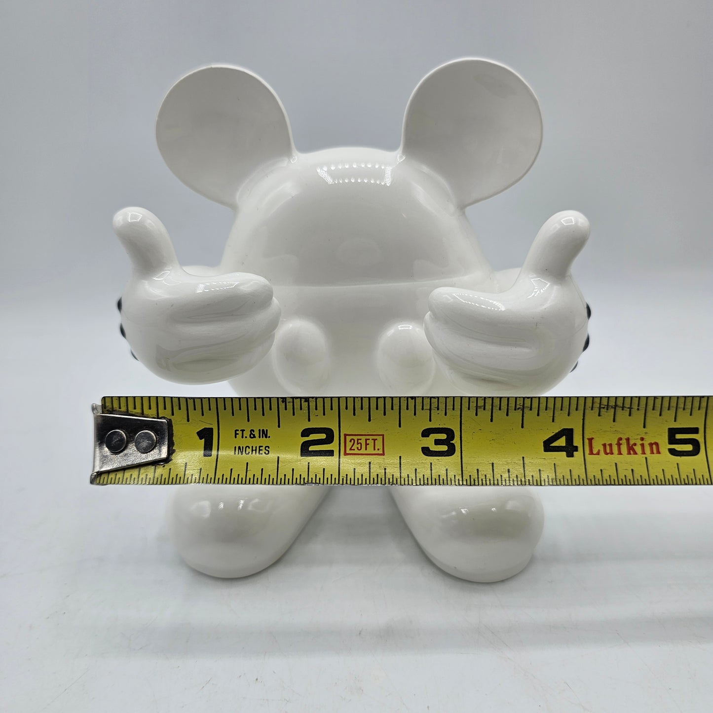Walt Disney World Park Exclusive Mickey Mouse Figural White Ceramic Toothbrush Holder Bathroom Accessory