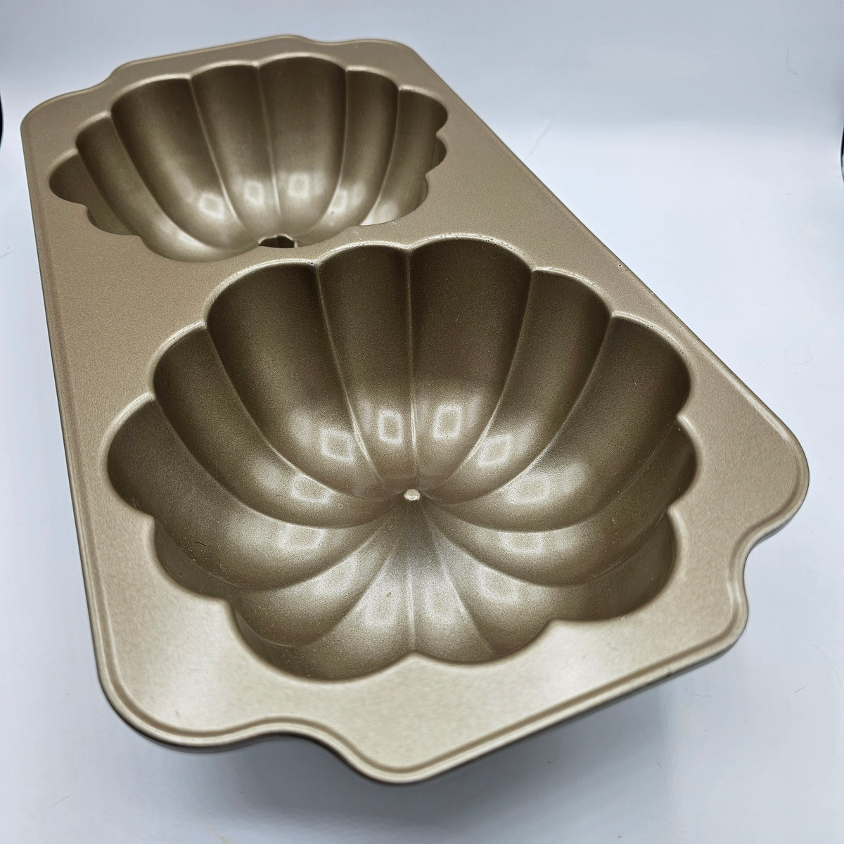 Nordic Ware The Great Pumpkin Pan Cake Mold