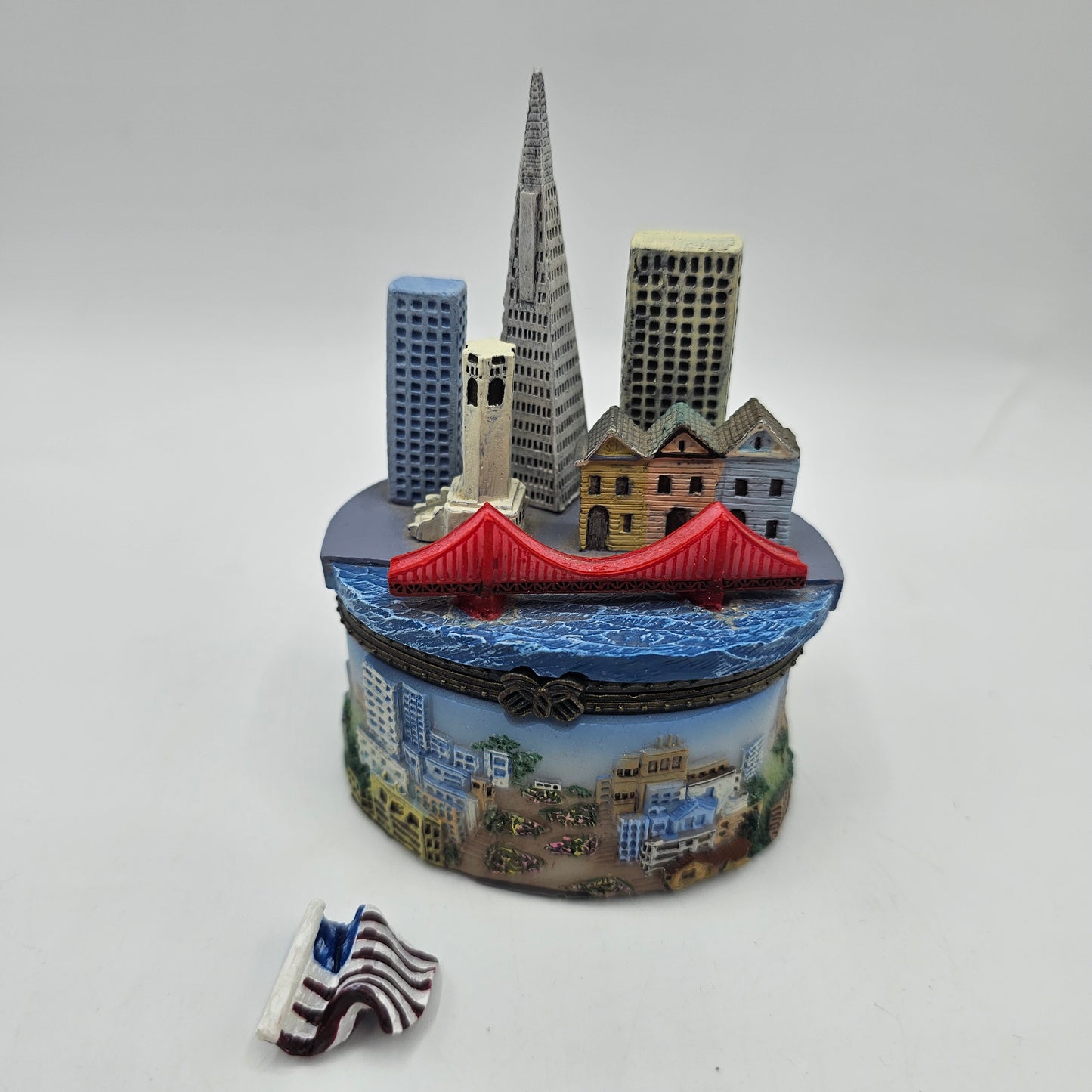 San Francisco Themed Resin Trinket Box with Flag Charm