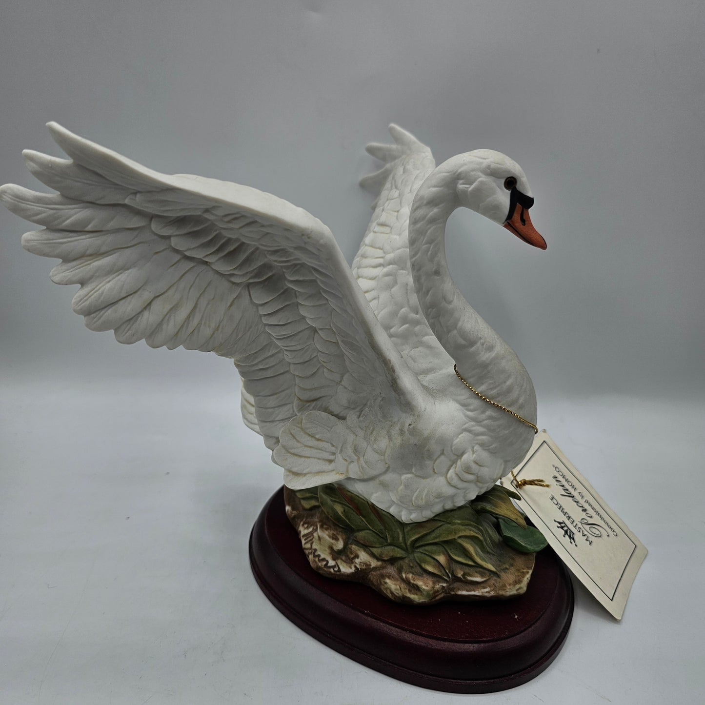 Porcelain Swan Figurine on Wooden Base by Homco Masterpiece 1987