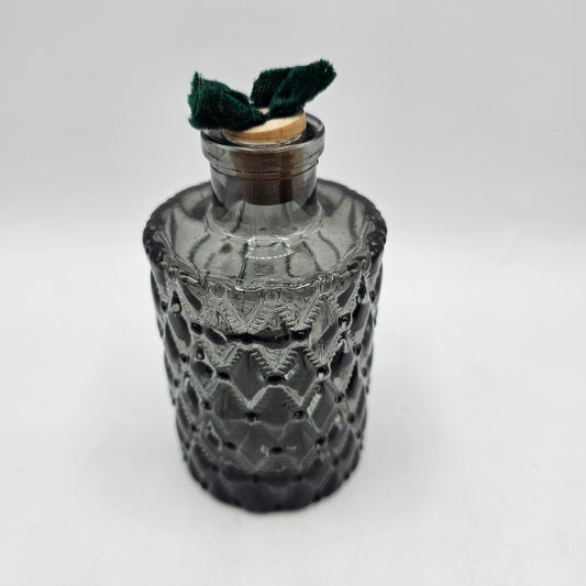 Small Forest Green Quilted Pattern Glass Diffuser Bottle