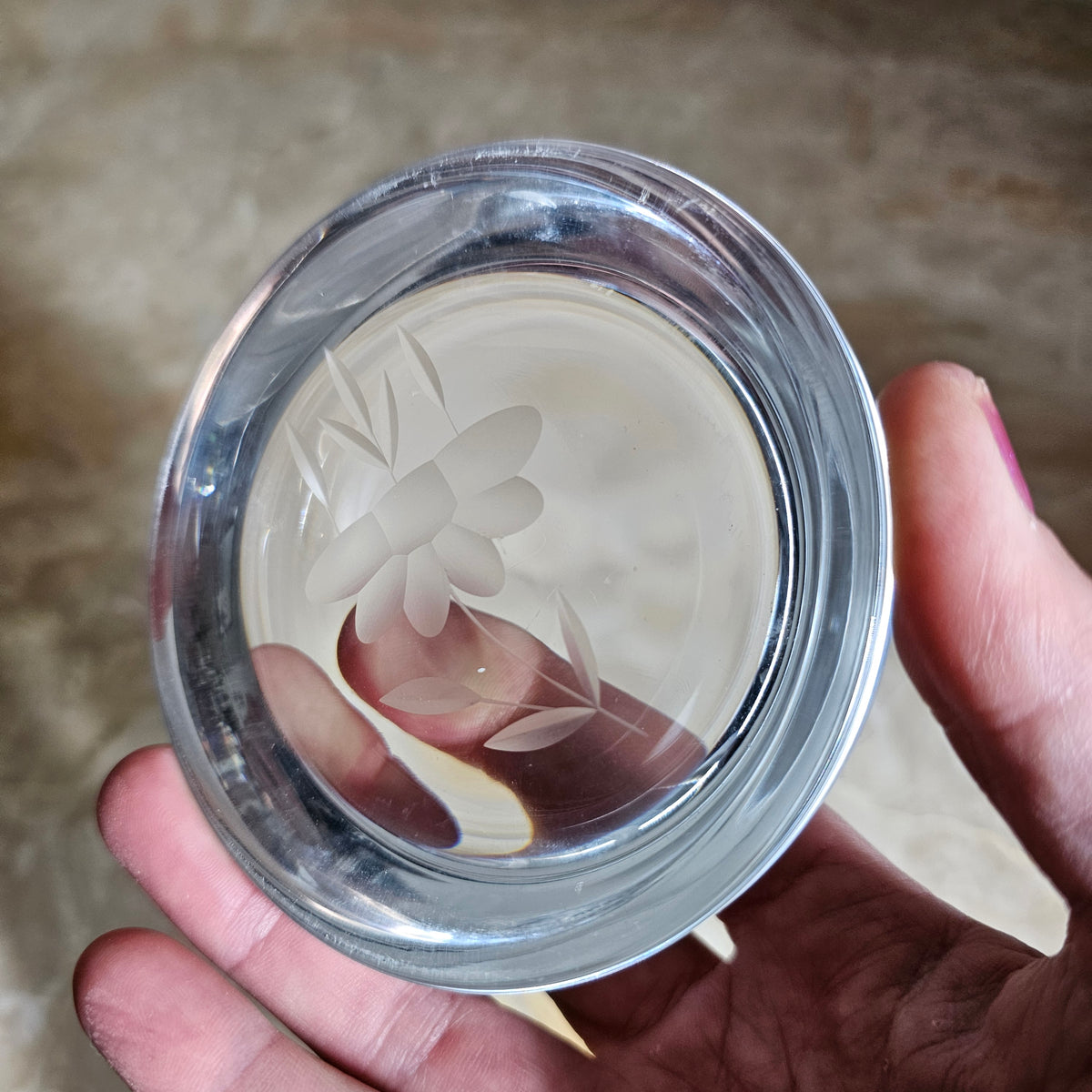 Etched Flower Magnifying Glass Domed Paperweight