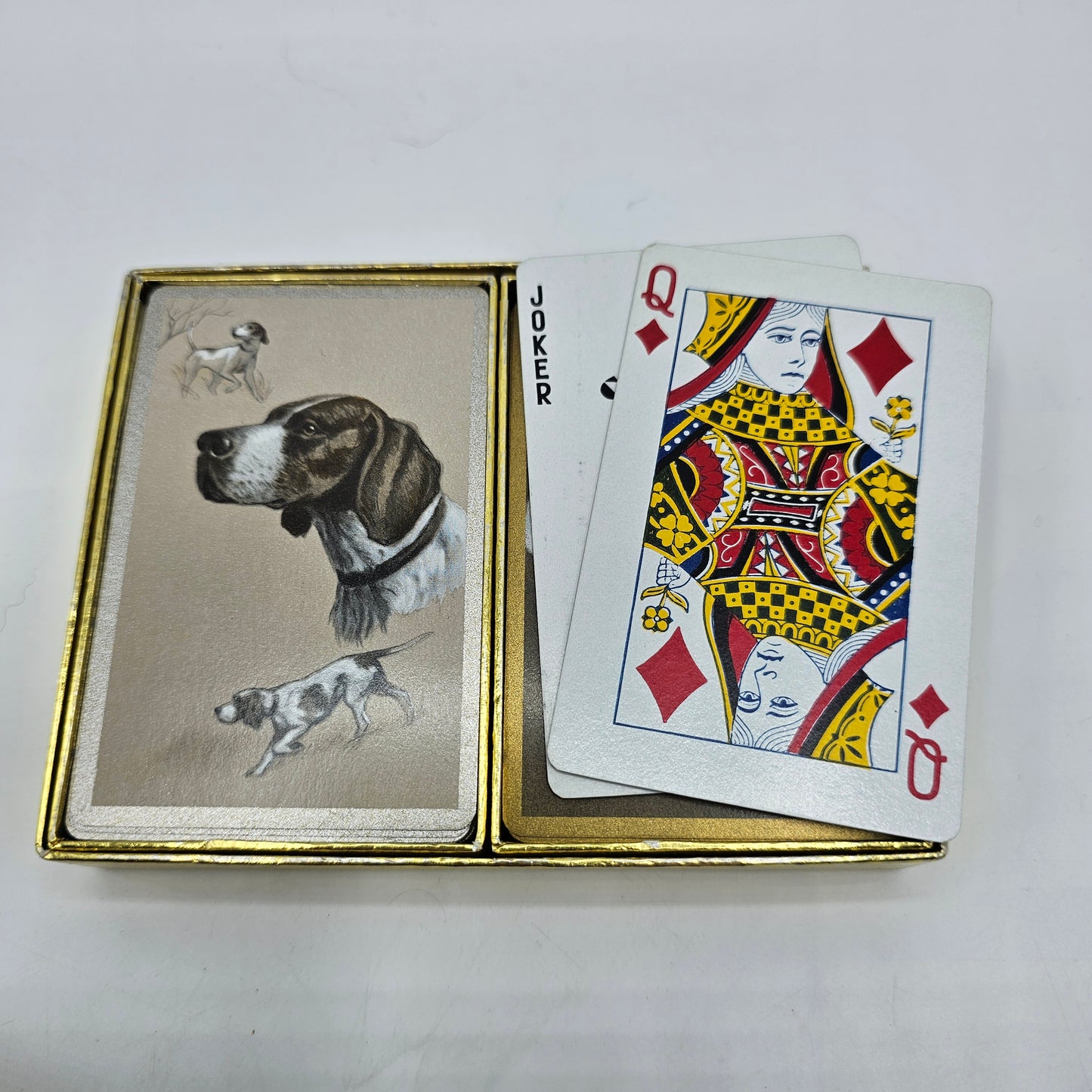 Vintage English Setter Hunting Dogs Playing Cards in with Cell-u-tone Finish in Original Box by Congress