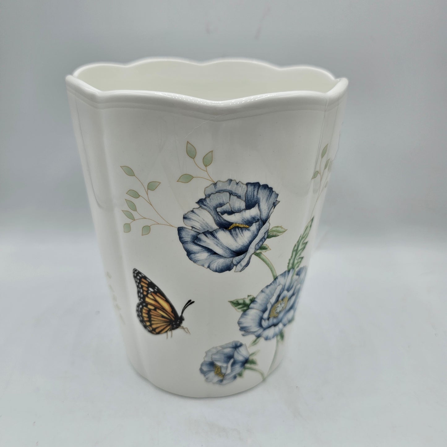 Lenox Butterfly Meadow Ceramic Utensil Holder / Vase with Flowers and Applied Butterfly