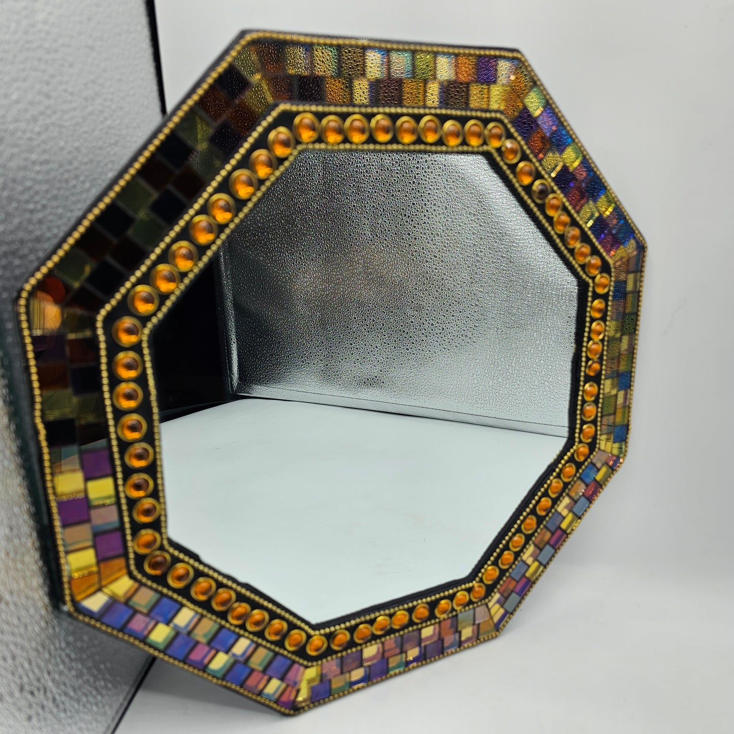 PartyLite Hexagonal Mosaic Glass Framed Wall Mirror / Vanity Tray 11" Diameter **damage noted**