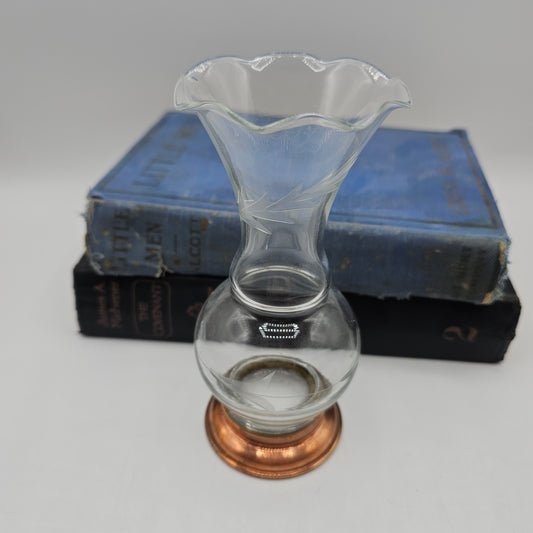 Etched Ruffle Top Glas Vase with Copper Base
