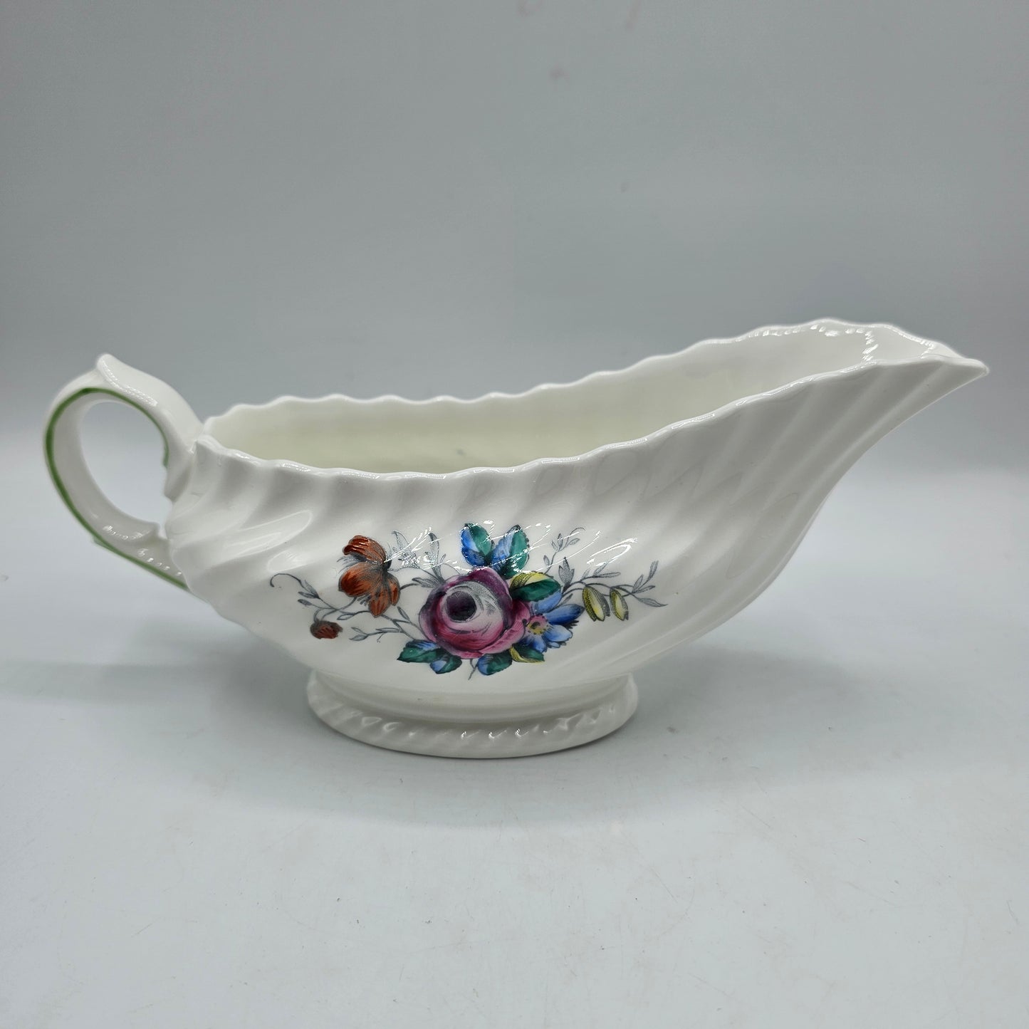 Royal Doulton The Chelsea Rose Bone China Rippled Gravy Boat with Floral Transferware Design