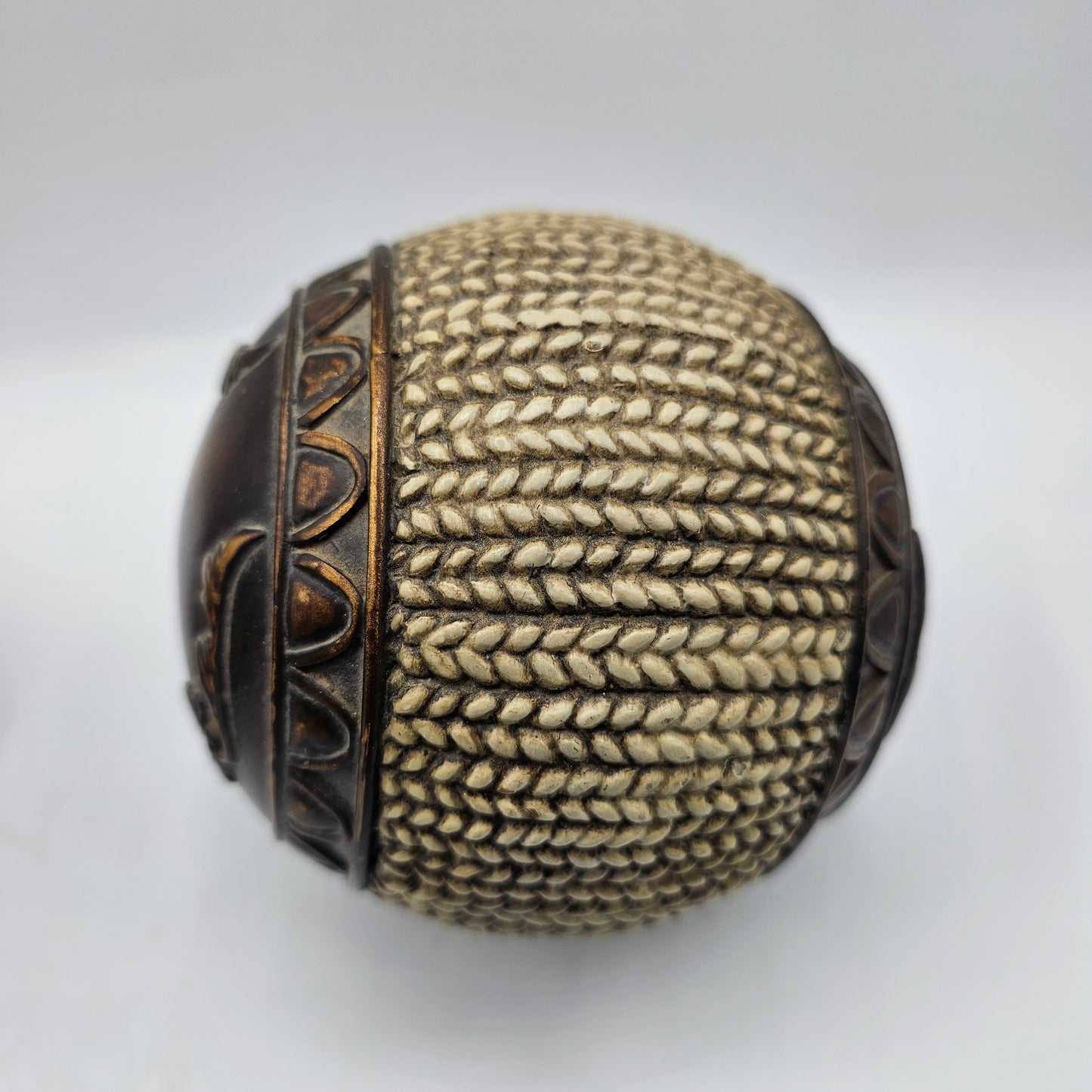2 Intricately Patterned Decorative Brass Balls / 4" Orbs