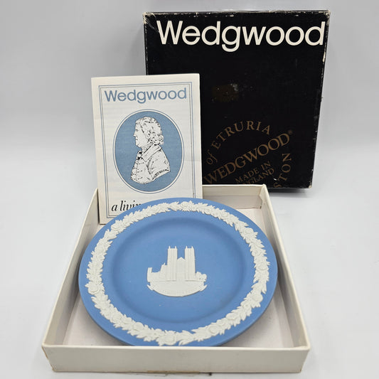 Wedgwood Blue Jasperware Round Trinket or Pin Tray in Original Box - Westminster Abbey