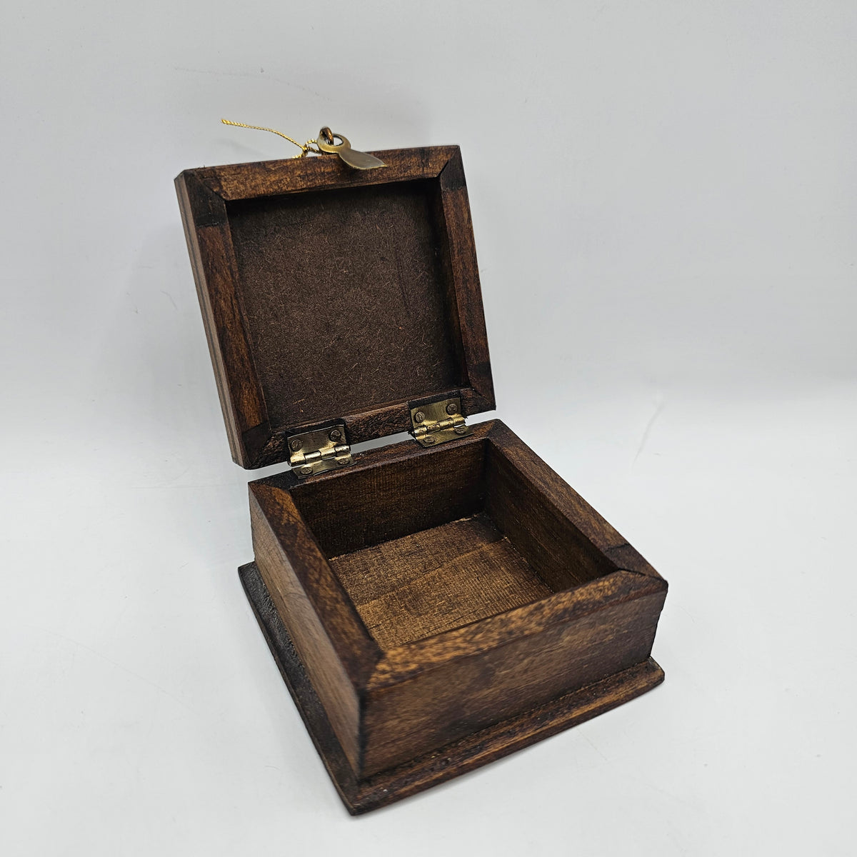 Small Wooden Hinged Lidded Trinket Box with Inlaid Ceramic Flower Tile